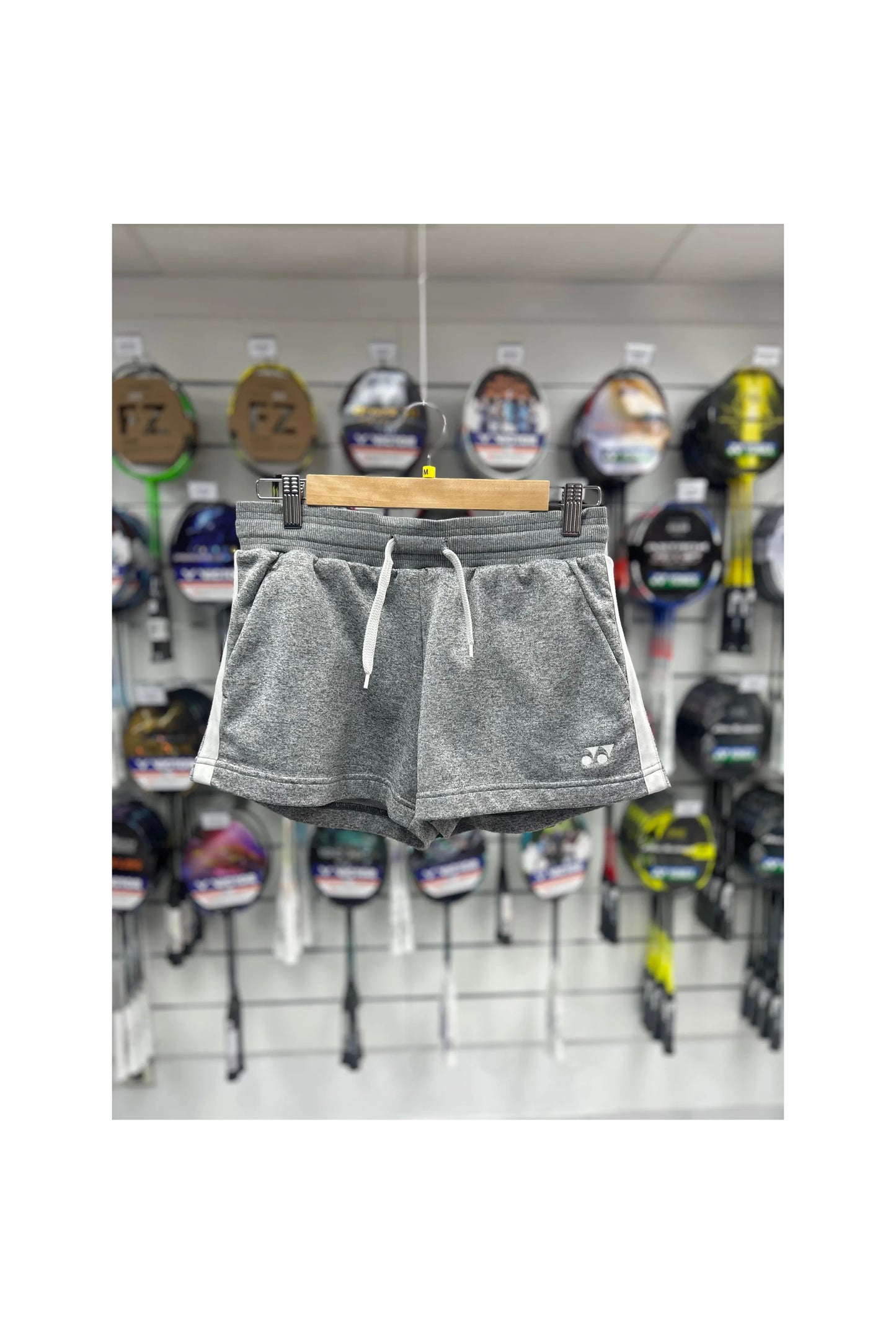 Short Yonex Gris♻️