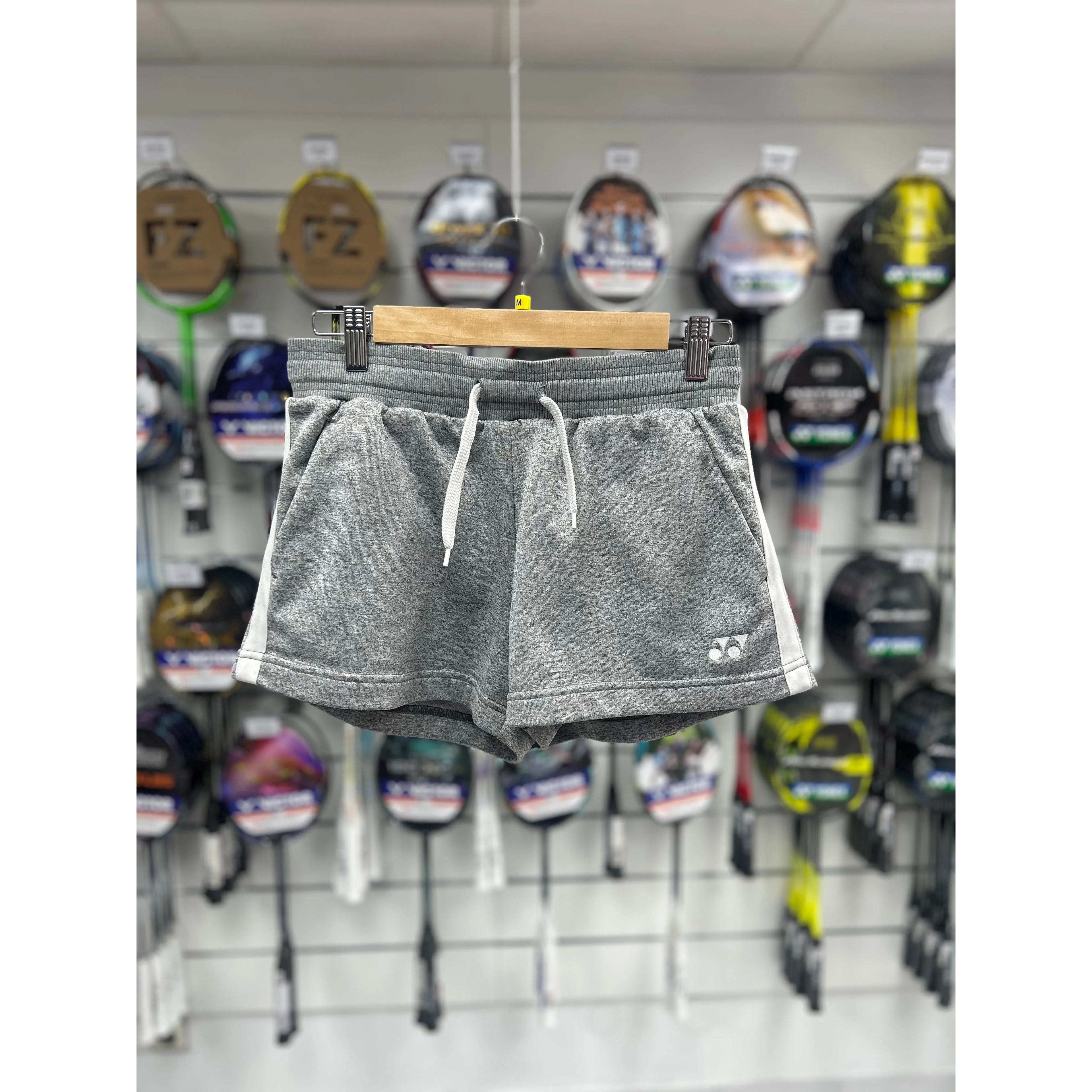 Short Yonex Gris♻️